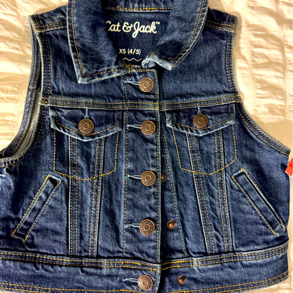 Cat and Jack Girls Denim XS 4/5 Vest